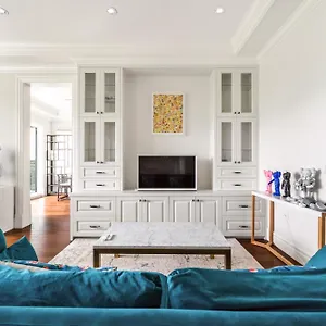 Experience Comfort Convenience Shared House Vancouver